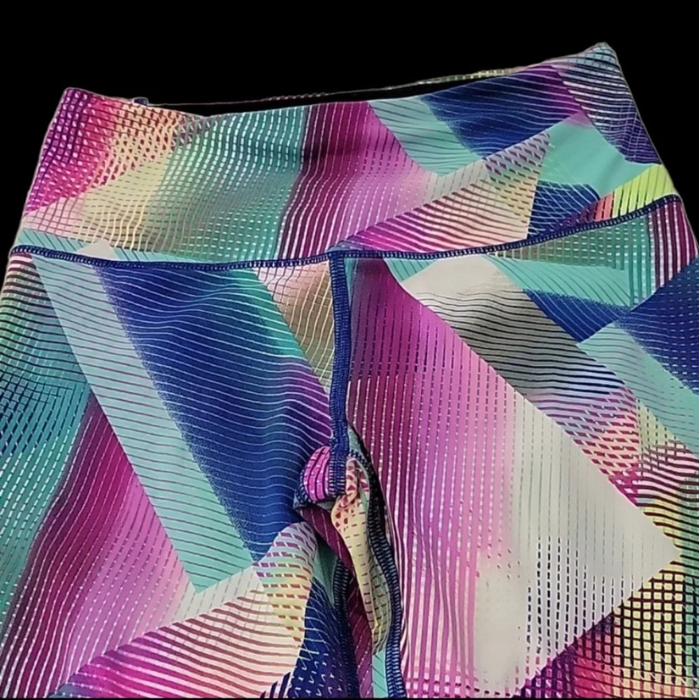 Victoria's Secret Sport Leggings - Picture 3 of 4